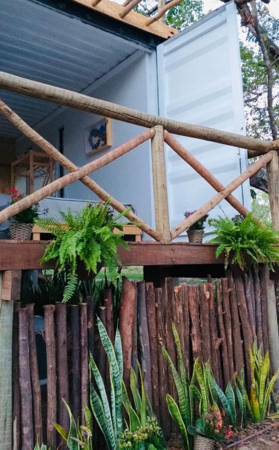 Hospedaria Boca Do Mato - Container Mambaí المظهر الخارجي الصورة